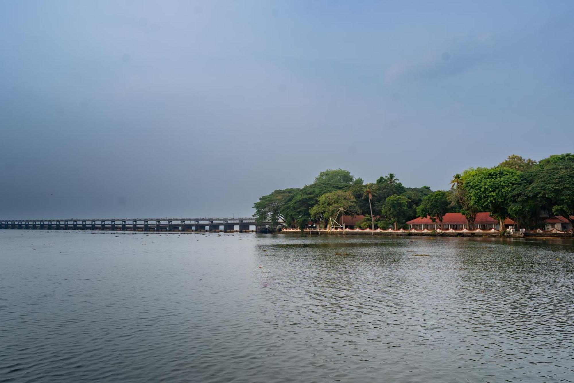 Ktdc Kumarakom Gateway Resort Alappuzha Exterior photo