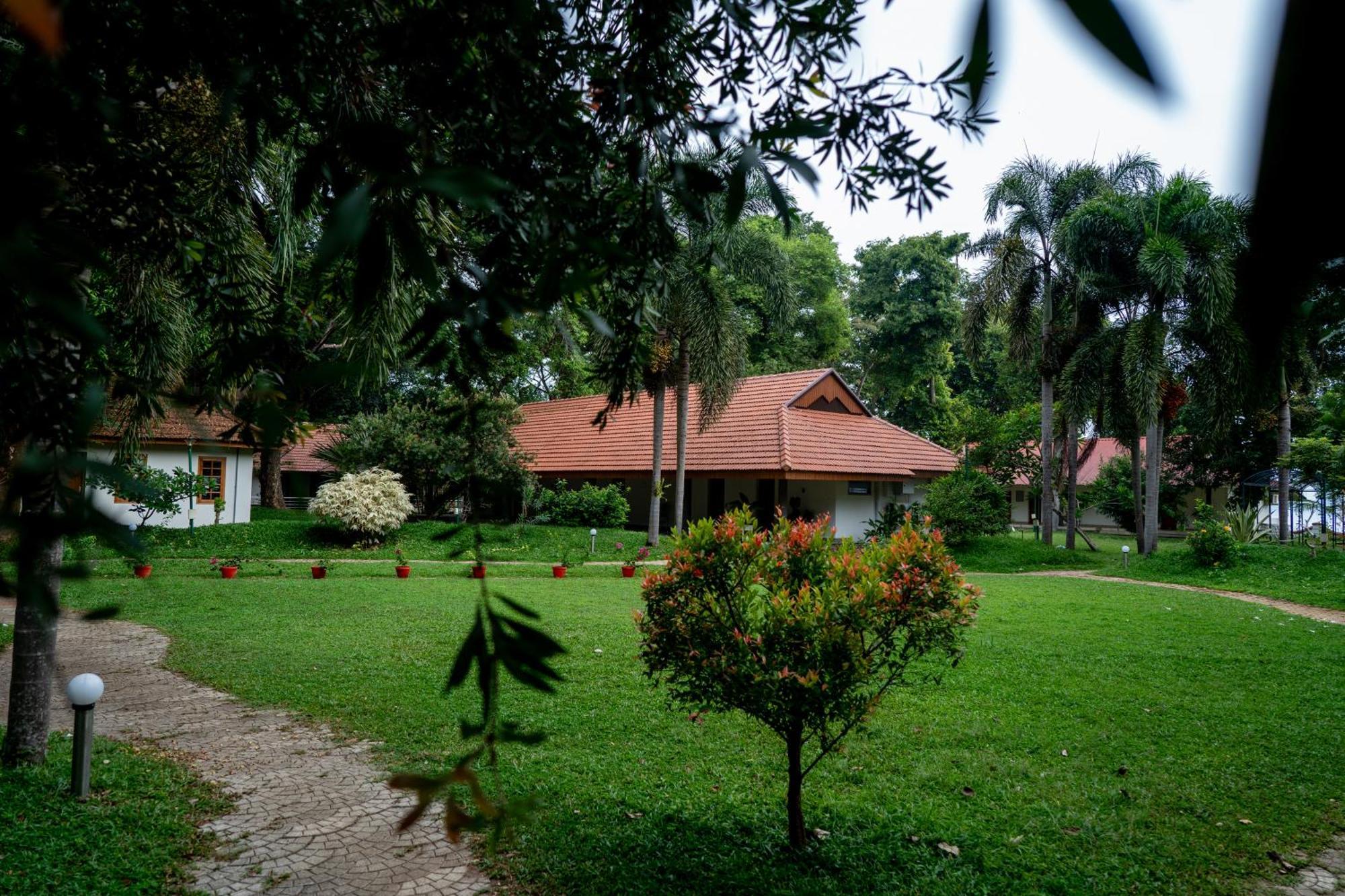 Ktdc Kumarakom Gateway Resort Alappuzha Exterior photo