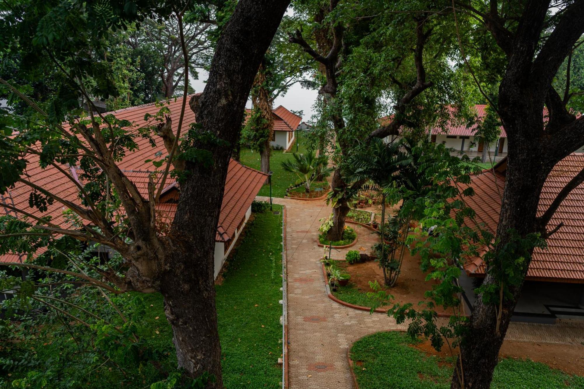 Ktdc Kumarakom Gateway Resort Alappuzha Exterior photo